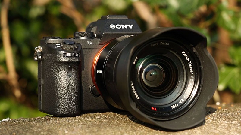 Беззеркальная камера Sony Alpha A7SII