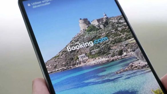 реклама Booking
