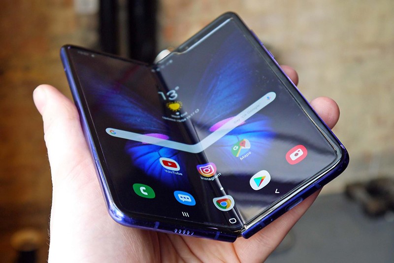 Отмена продаж Galaxy Fold