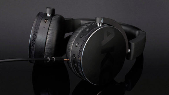 AKG-Y50