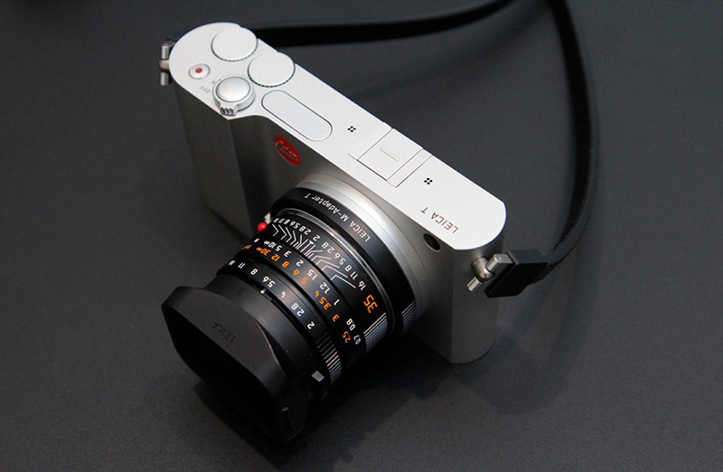 Leica T