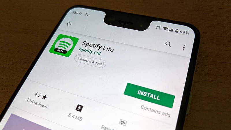 Spotify в AppStore