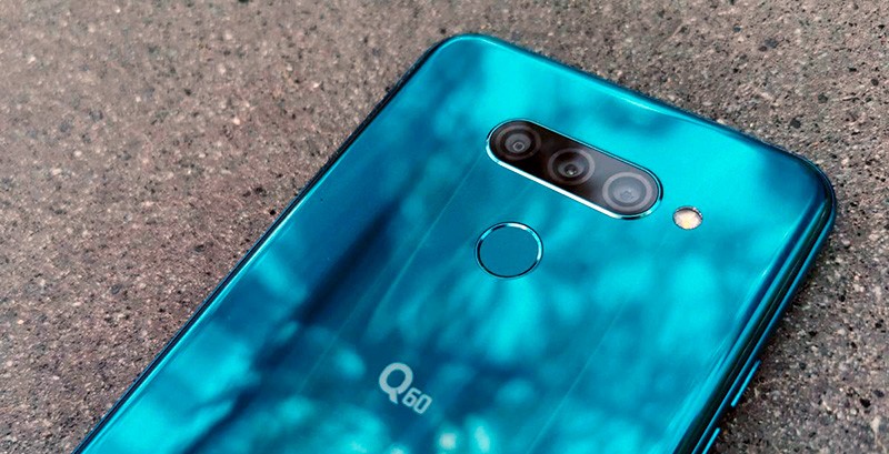 Три камеры на LG Q60