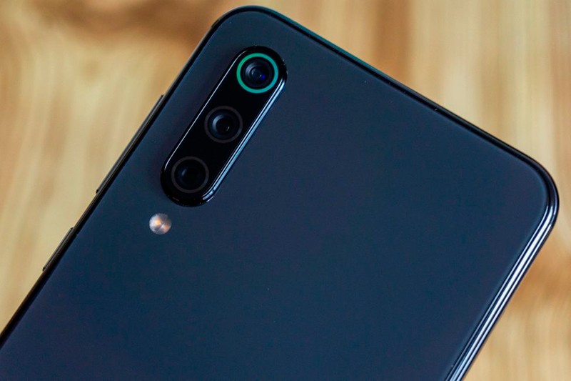 Камера Mi 9 SE