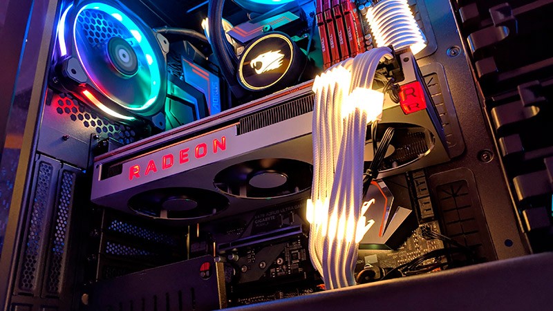 Установленный Radeon VII