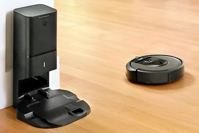 IRobot Roomba i7 +