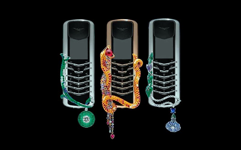 Vertu Signature Cobra фото