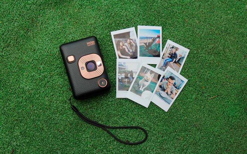 Instax Mini LiPlay – фотографии со звуком