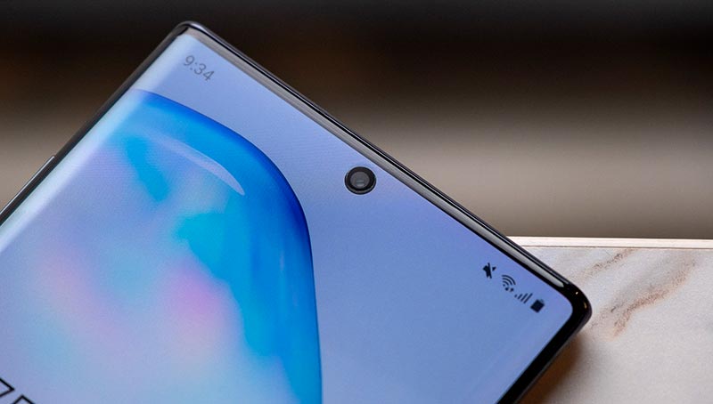 фронтальная камера Galaxy Note 10
