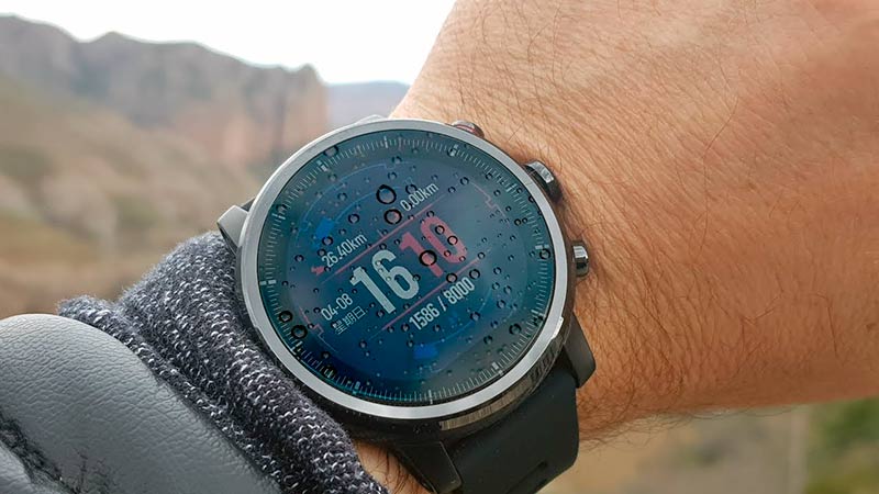 Водонепроницаемые Xiaomi Stratos 2 