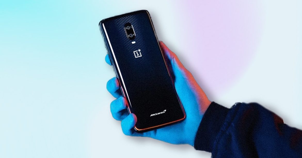 OnePlus 6T McLaren фото