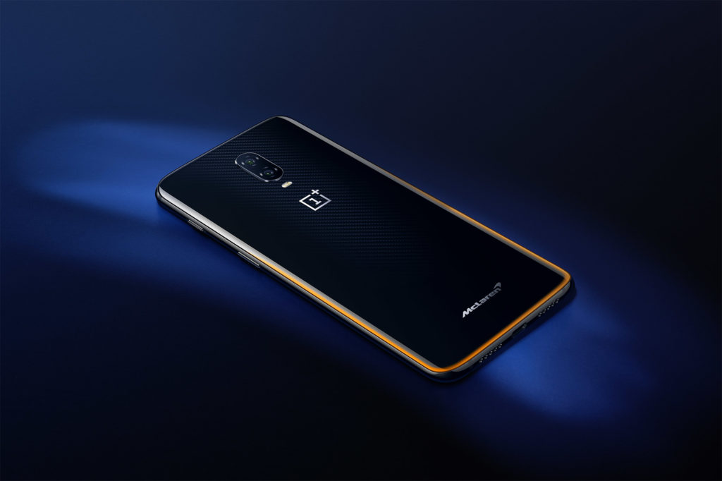 Дизайн OnePlus 6T McLaren