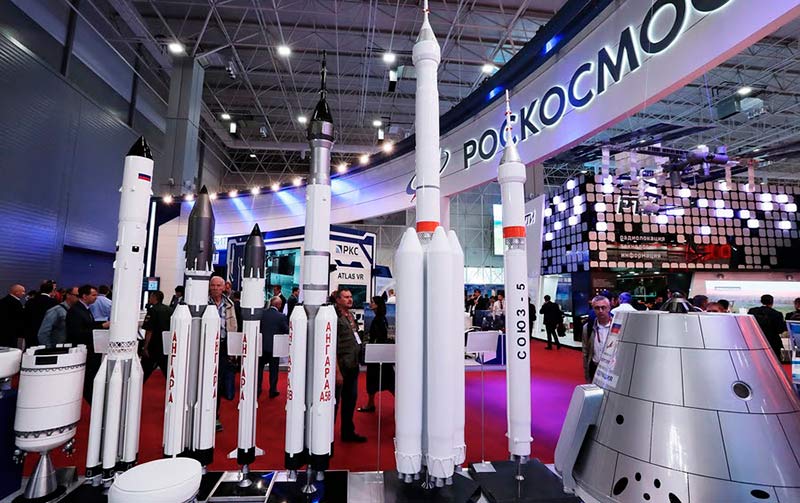 Выставка Роскосмоса фото
