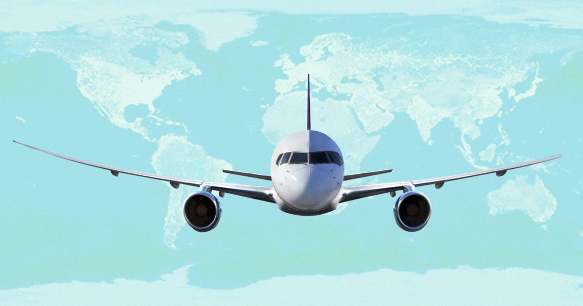 Самолет в небе онлайн